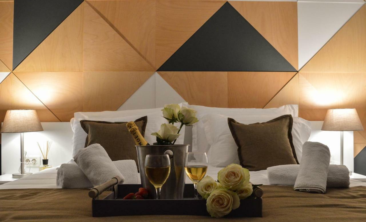 Kolombo Lux Apartment สปลิท ภายนอก รูปภาพ